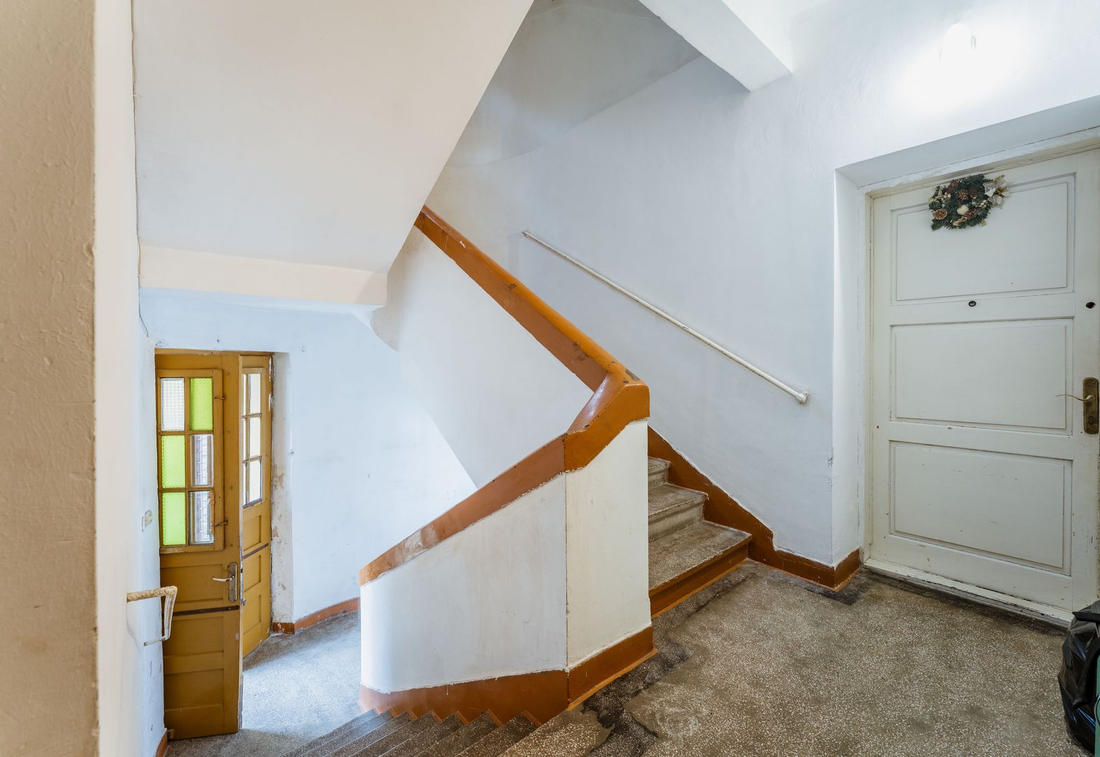 Vilă situată pe Calea Romanilor - Poză 6