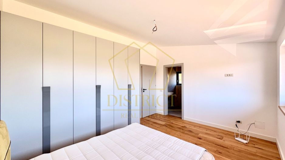 Duplex superb cu 4 camere, mobilat si utilat | Mosnita Noua - Poză 11