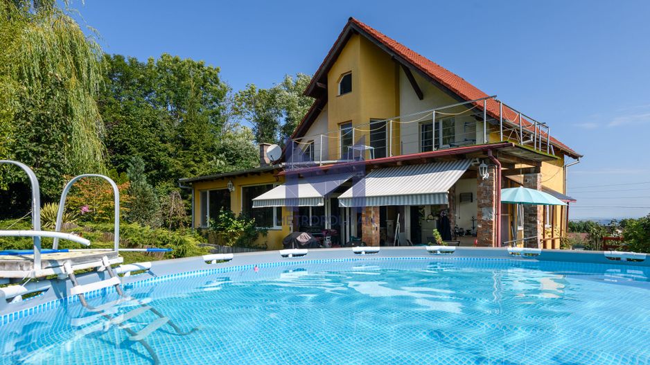 Casa cu salcie — refugiul tău boem cu panoramă spre Cluj, la 15 minute de oraș - Poză 5