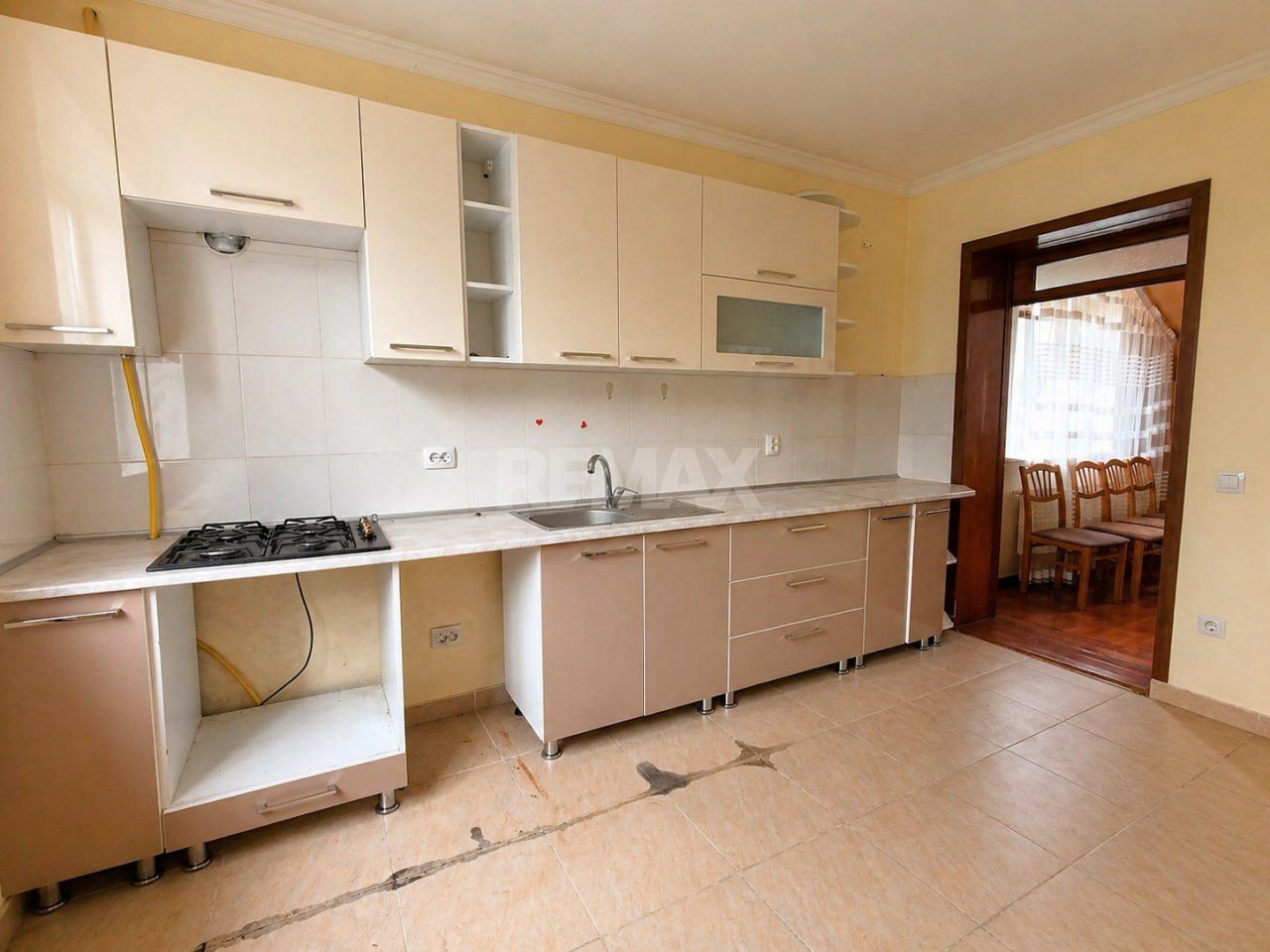 Casă + teren 7,48 ari și garaj – Drochia | 178 m² | 55.000 € - Poză 7