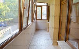 Inchiriere partiala in Vila zona Ferdinand Bucuresti - Poză 15