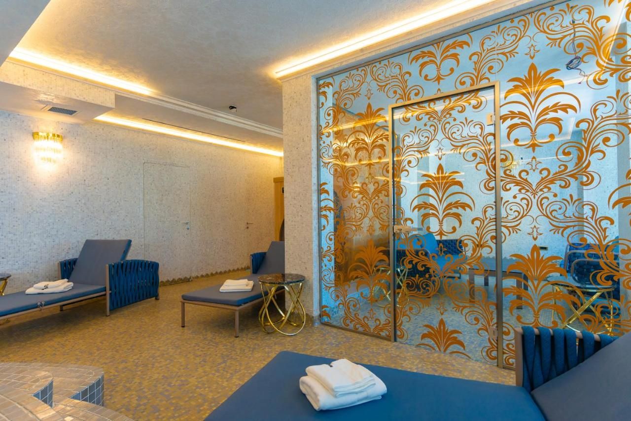 W REGAL Boutique Hotel & Spa – Mamaia - Poză 5