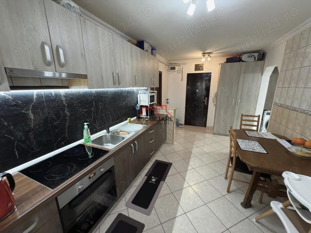 BRASADAS vinde Ap 2 Cam Etaj 4/4 Micro 17. - Poză 7