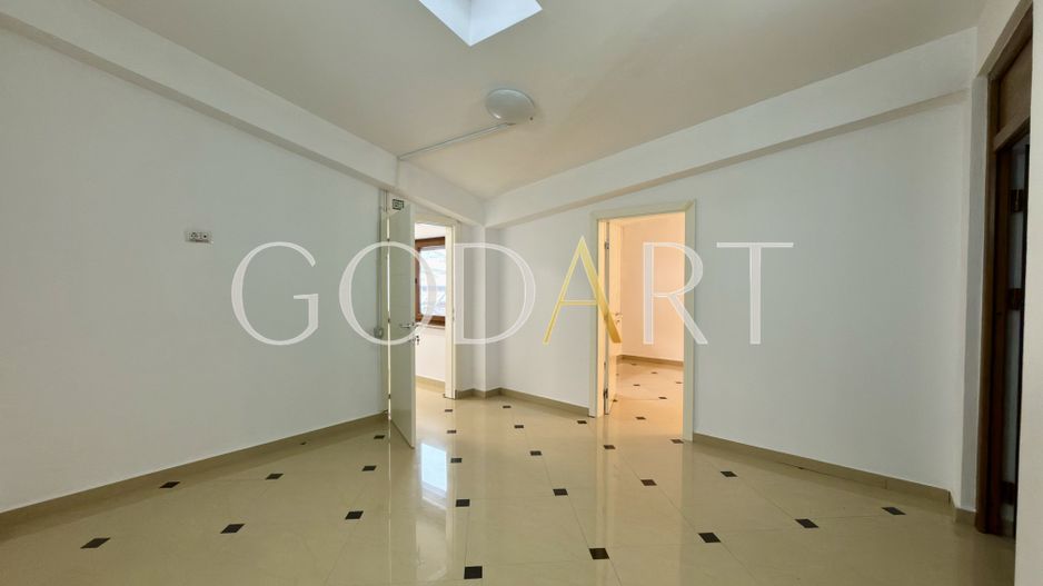 VILA ELEGANTA | CARTIERUL DOMENII - Poză 7