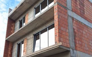 Ap.3 Cam.Nr.1-Et.1 .BL.Nou, cartier Traian-Cecilia Storck , Rm.VL - Poză 2