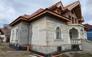 Conac boieresc în zona centrală a municipiului Alba Iulia - Poză 4