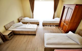 Casa 4 camere,4 bai,1 bucatarie,1 living,120 mp,500mp teren - Poză 1