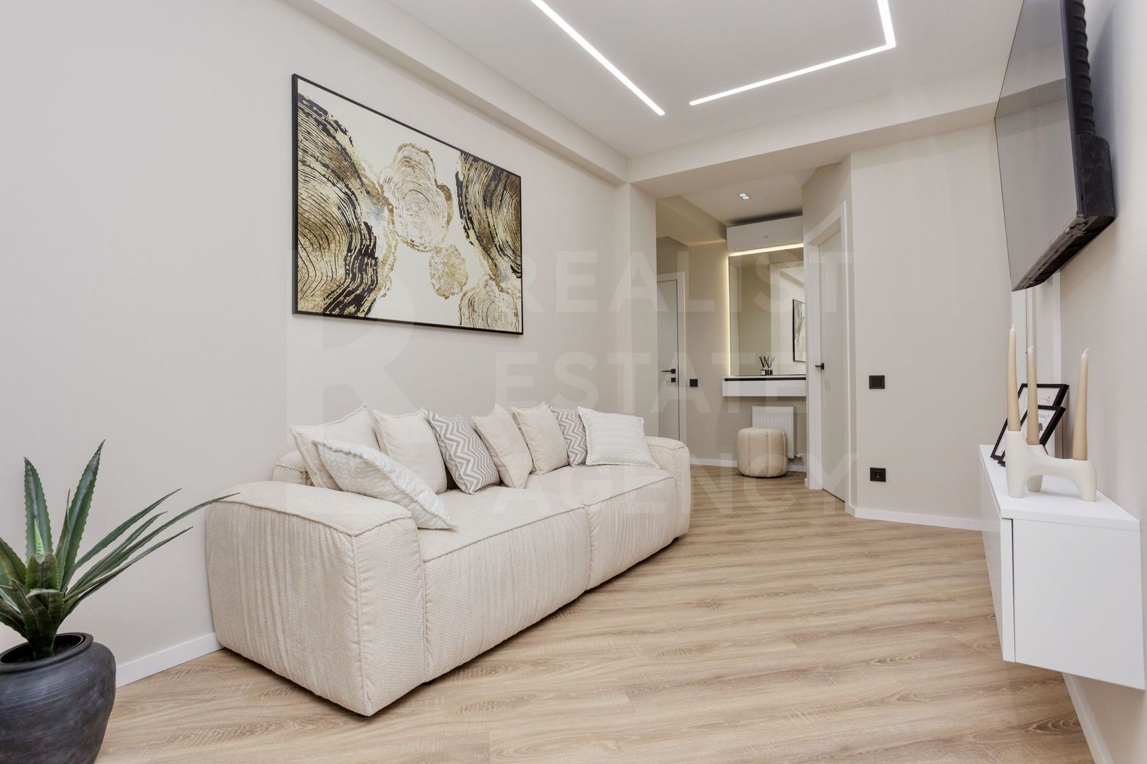 Vânzare, apartament cu 2 camere, str. Ialoveni,Telecentru - Poză 2