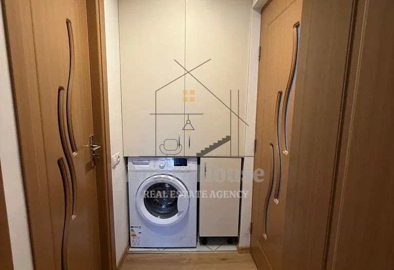 Apartament 3 camere mobilat si 2 garaje zona Bucium - Poză 12