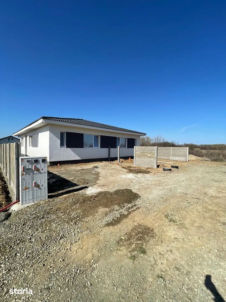 Duplex Bucovat-98000 euro+TVA - Poză 2