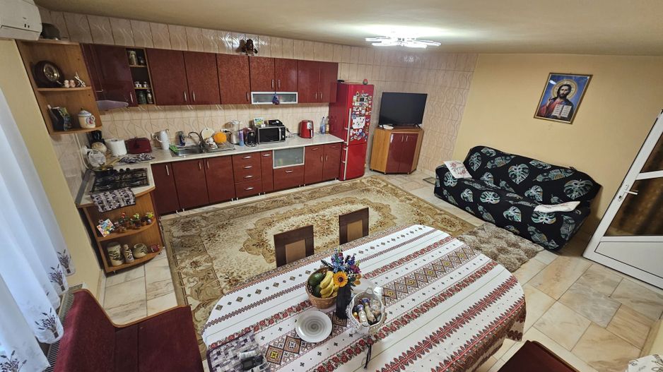 Casa de vanzare in Micesti - Poză 9