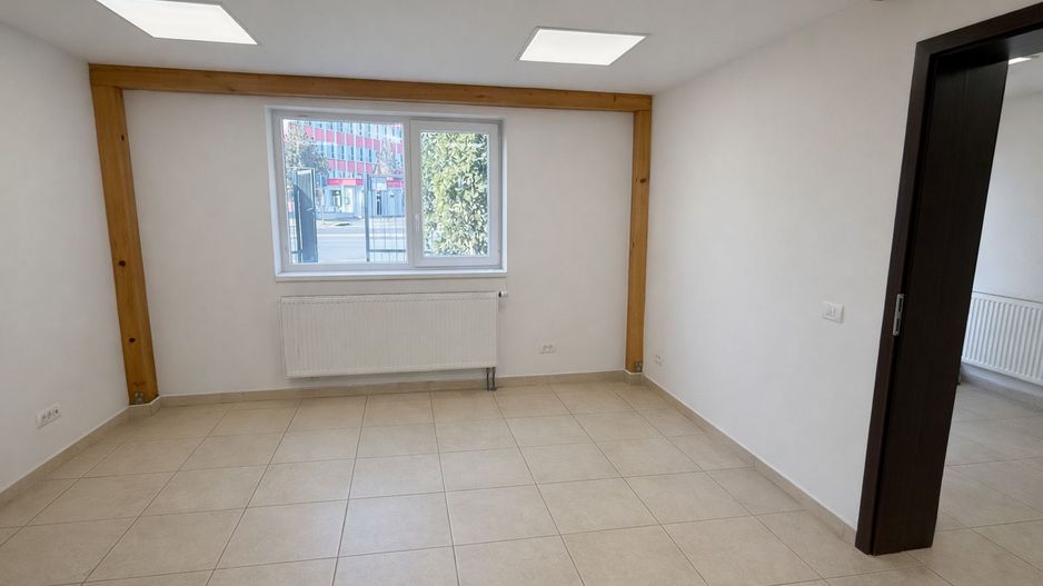 Birou de Inchiriat | Zona Soarelui - AEM 40mp |  Acces din strada - Poză 2