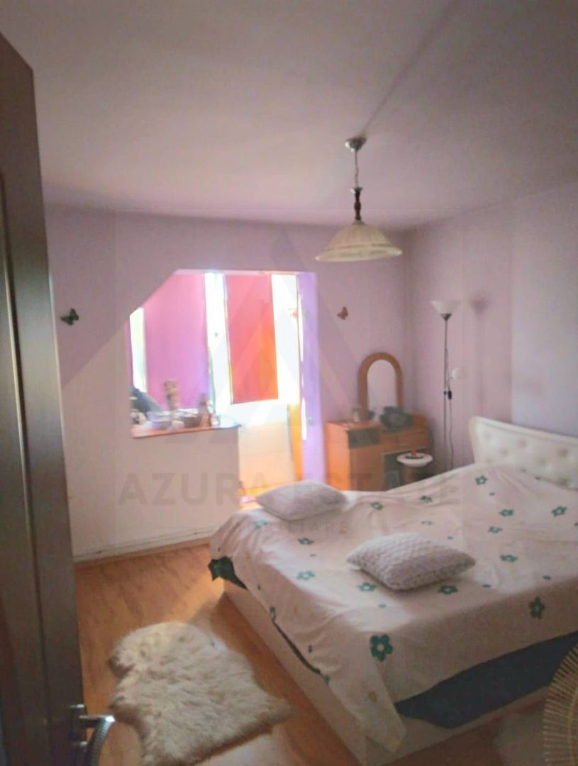 Apartament 2 camere 45 mp utili renovat etaj 3 in Cisnadie - Poză 2