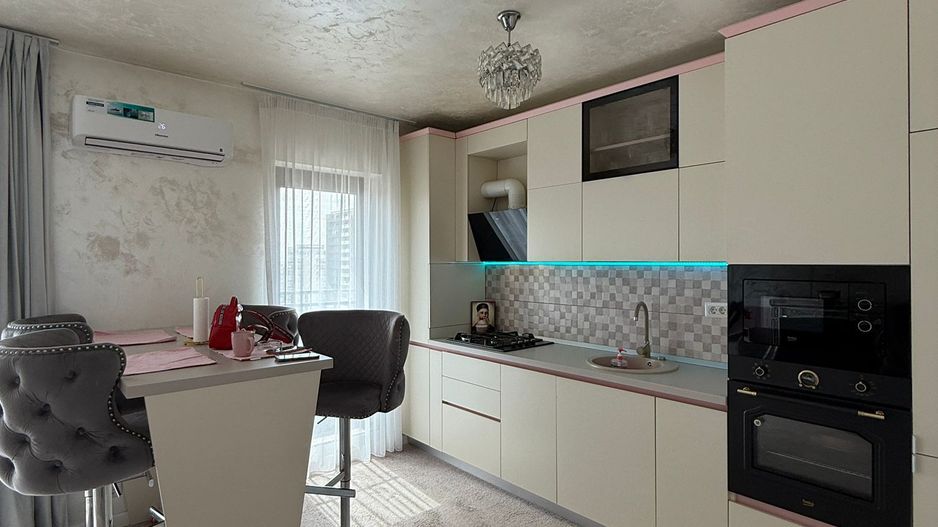 APARTAMENT 2 CAMERE PREMIUM MOBILAT SI UTILAT - Poză 5