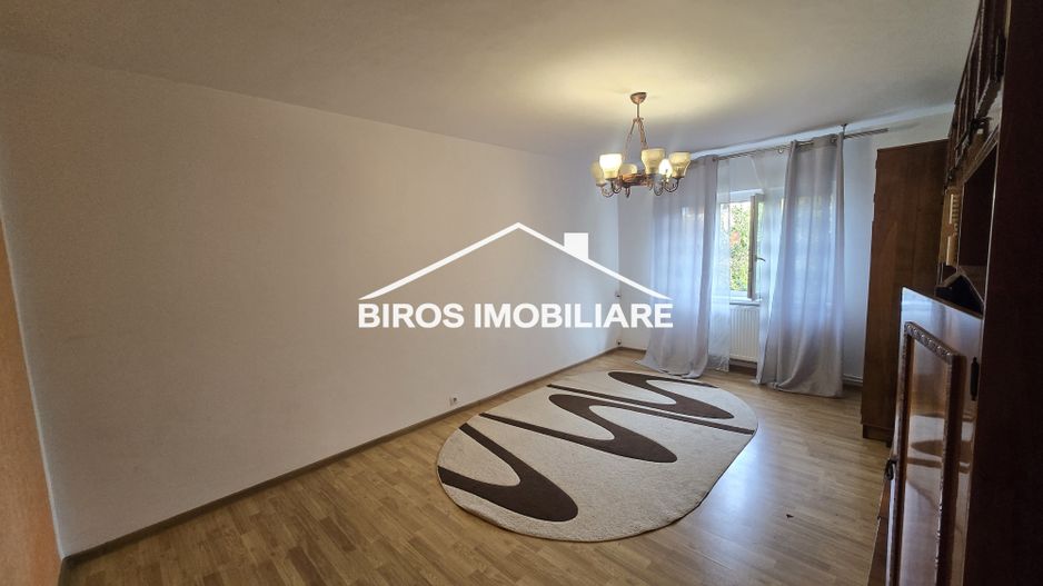 3 decomandate CT | Rovine – Borcanul cu Miere - Poză 1