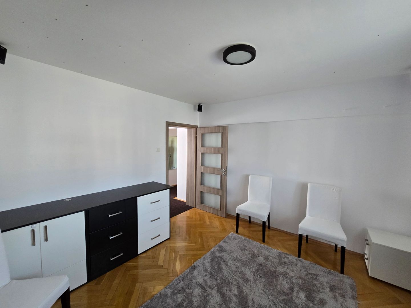 Apartament 3 camere,  Zona Lipovei, Decomandat, 72mp utili, Garaj cu CF - Poză 5