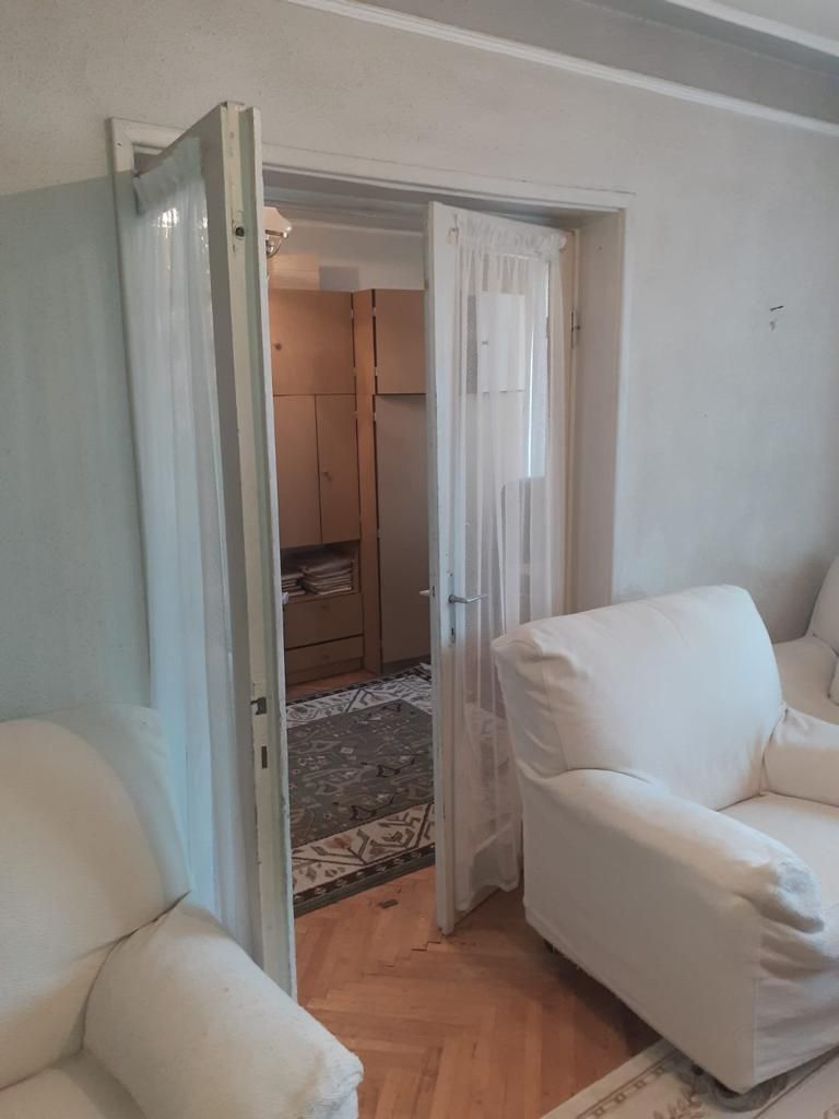 Apartament 4 camere, etaj 1, zona DONICI; - Poză 2