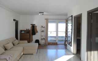Apartament cu 3 camere, 2 bai, 2 terase, 2 garaje, in cartier Europa - Poză 2