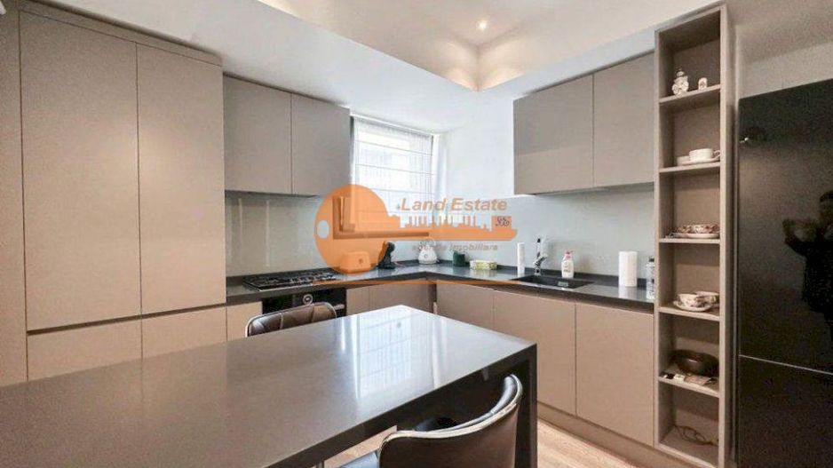 4 camere Herastru-Parcare-Boxa - Poză 7