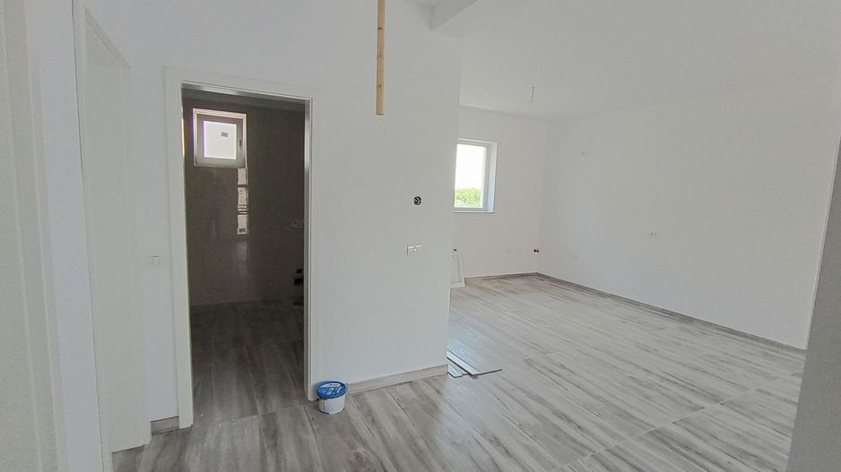 Sanandrei Casa Individuala Pe Parter, 3 Cam, Drum Asfaltat. Toate Utilitatiile - Poză 4