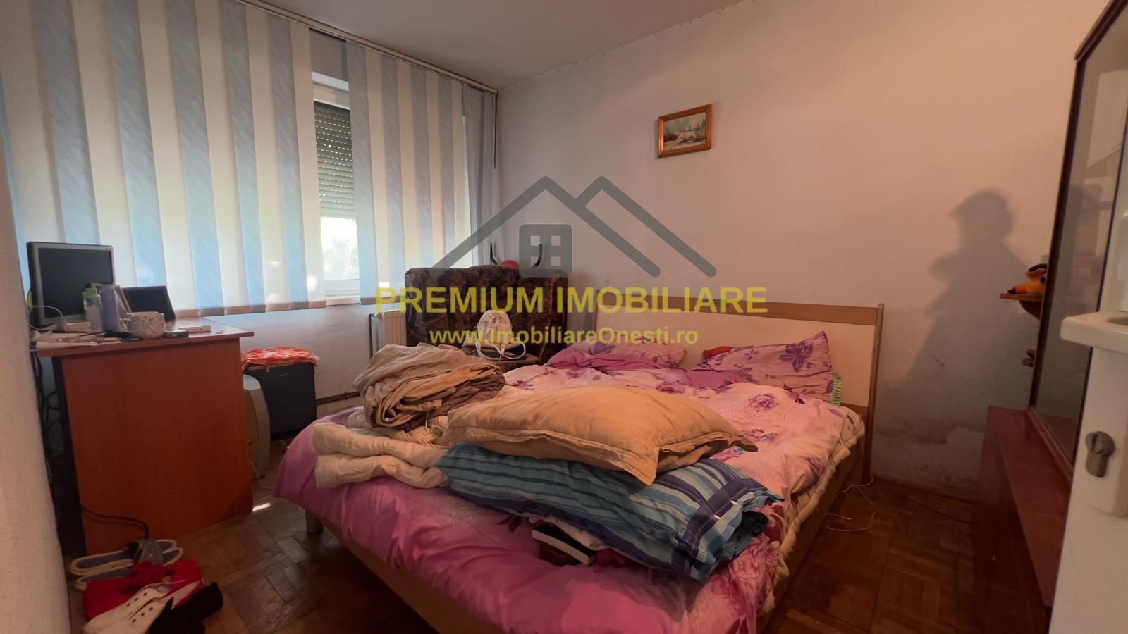 Apartament 3 camere etaj 1 - zona centrala - Poză 9