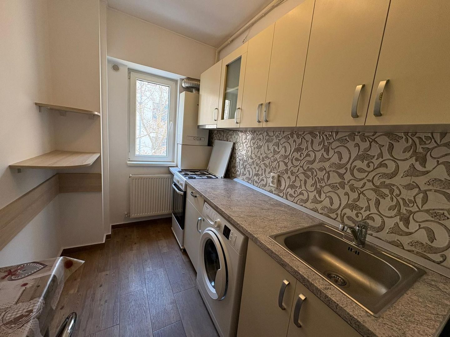 AP. 2 CAMERE PIATA SUDULUI, BLOC NOU, BUCATARIE INCHISA, METROU 9 MIN - Poză 7