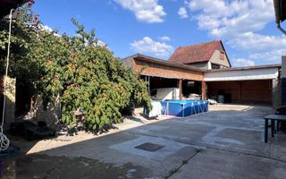 Proprietate cu teren 400 mp | Casă existentă | zona Nufărului | Oradea - Poză 1