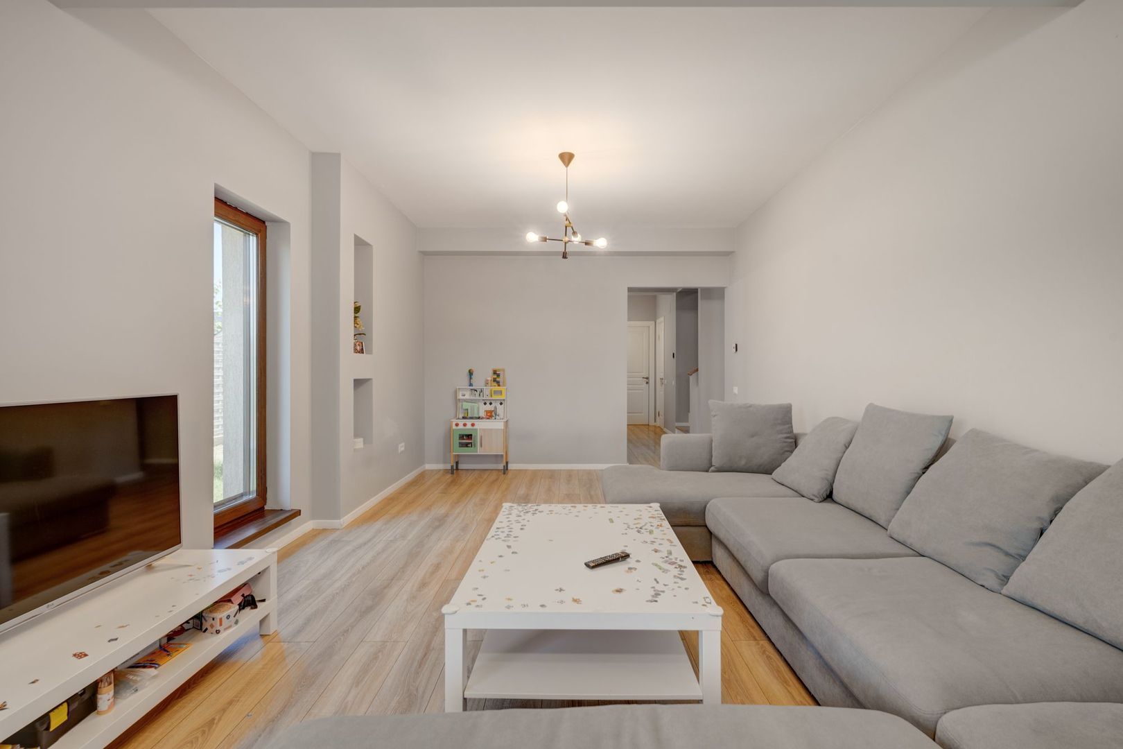 Casa în Stil American ! Mogosoaia/Chitila ! Regie Proprie ! - Poză 8