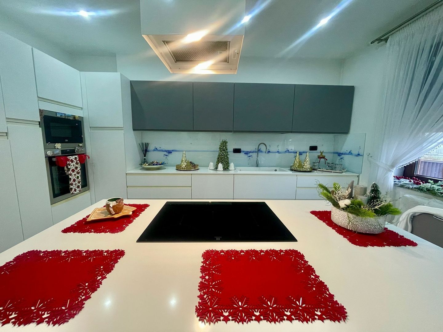 CASA COMPLET UTILATA SI MOBILATA MODERN CU GRADINA | 1100 MP |MARGINEA - Poză 27