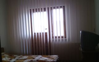 Casa 6 camere - cazare 15 persoane, Nord - Poză 12