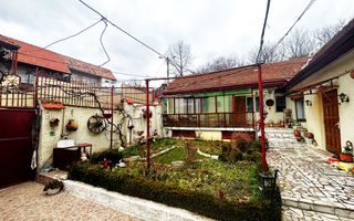 Casa-Central-Brasov-Sitei-Universitate-125mp-curte-280mp-Disponibila - Poză 1