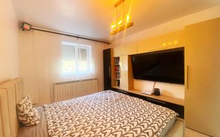 Valu lui Traian (COD 07) Casă  3 camere cu teren  de 930 mp - Poză 5