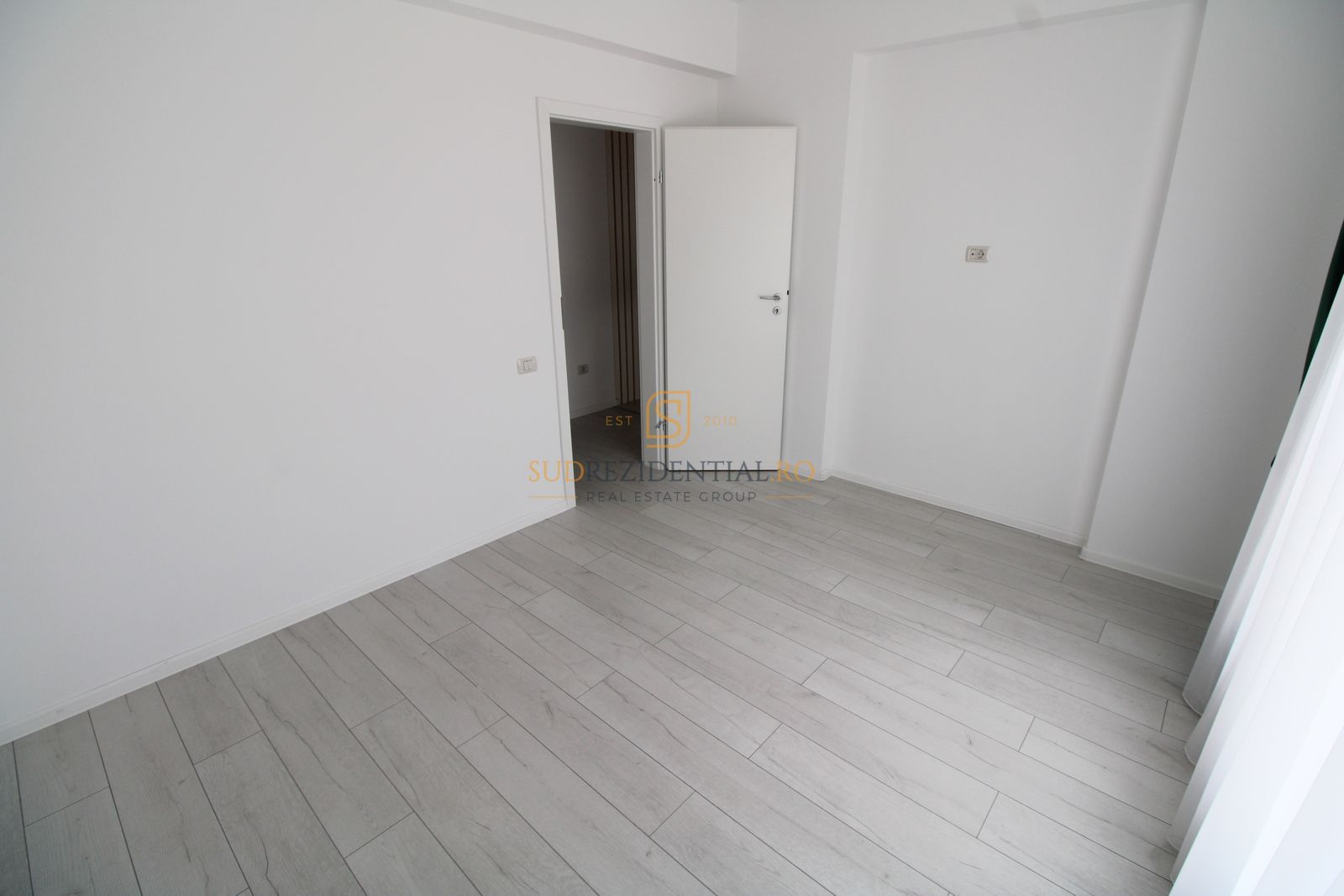 Apartament 3 camere de vanzare, langa Mall Grand Arena, Metalurgiei - Poză 7