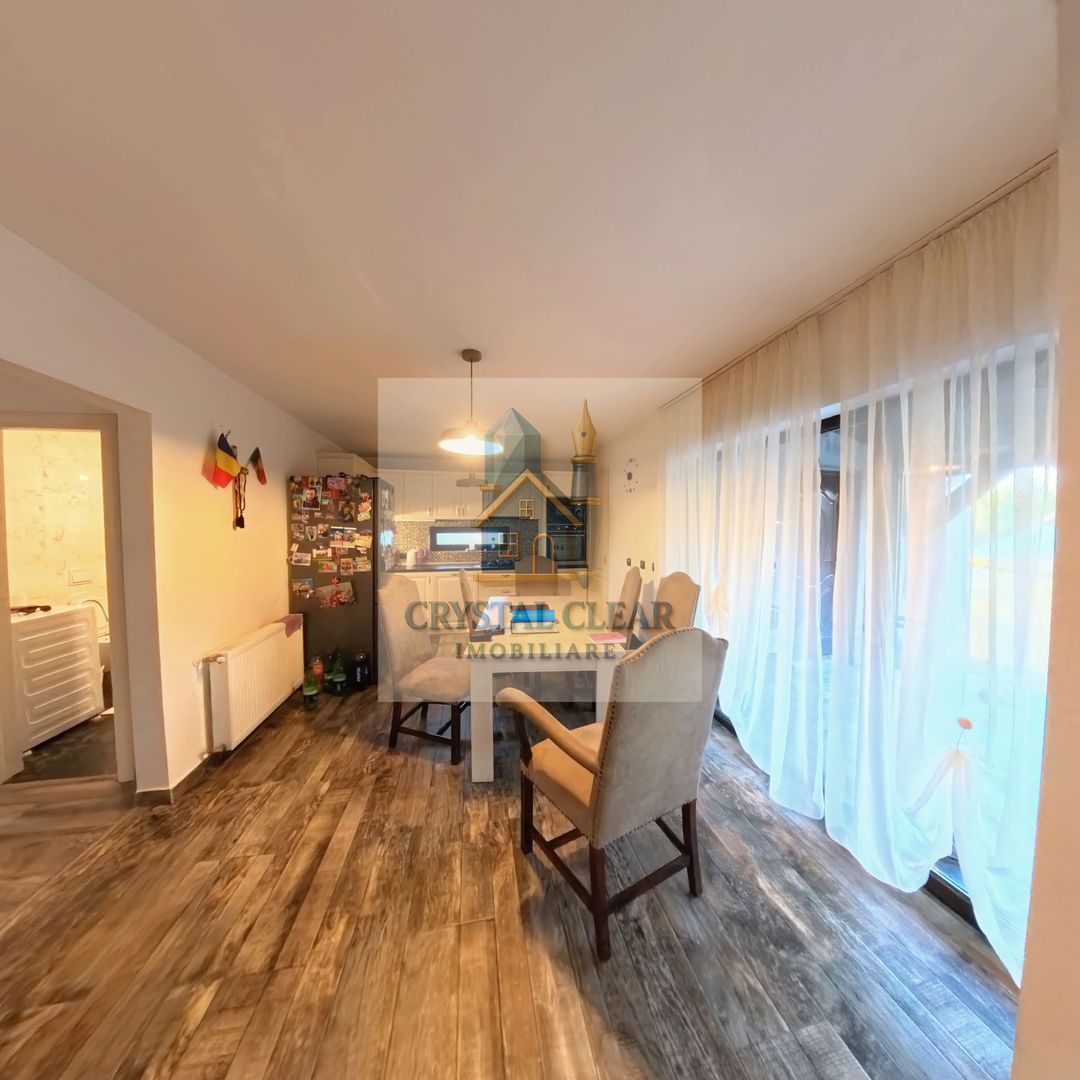 Casă 4 dormitoare și teren de 857 mp - zona Sântana de Mureș - Poză 6