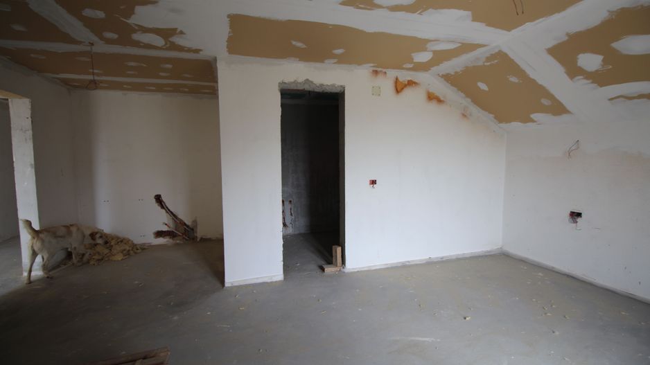 Imobil pretabil PENSIUNE- 518 Euro /mp - Poză 15