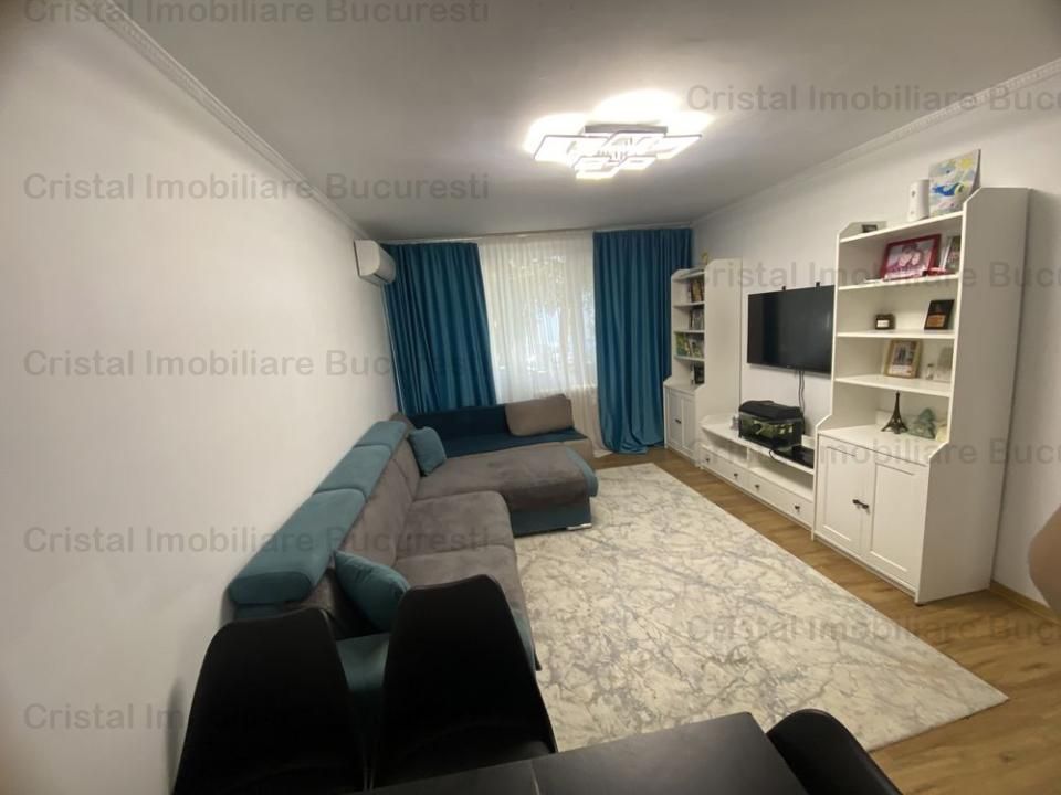 Vanzare Apartament 3 camere, Brancoveanu, Izvorul Rece. - Poză 1
