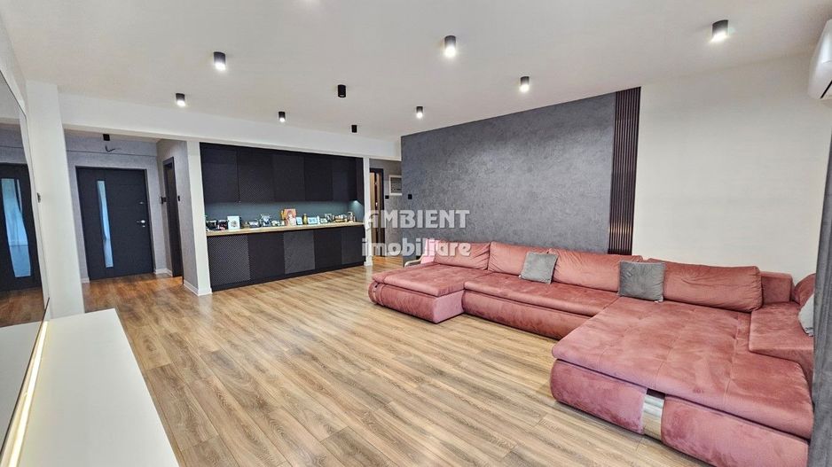 CLADIRE COMERCIALA tip BLOC apartamente D+P+2E, Belvedere COPOU - Poză 3