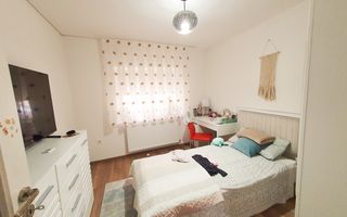 Casa pt 2 familii sau pt. clinica medicala, 8 camere, 486 mp teren - Poză 14