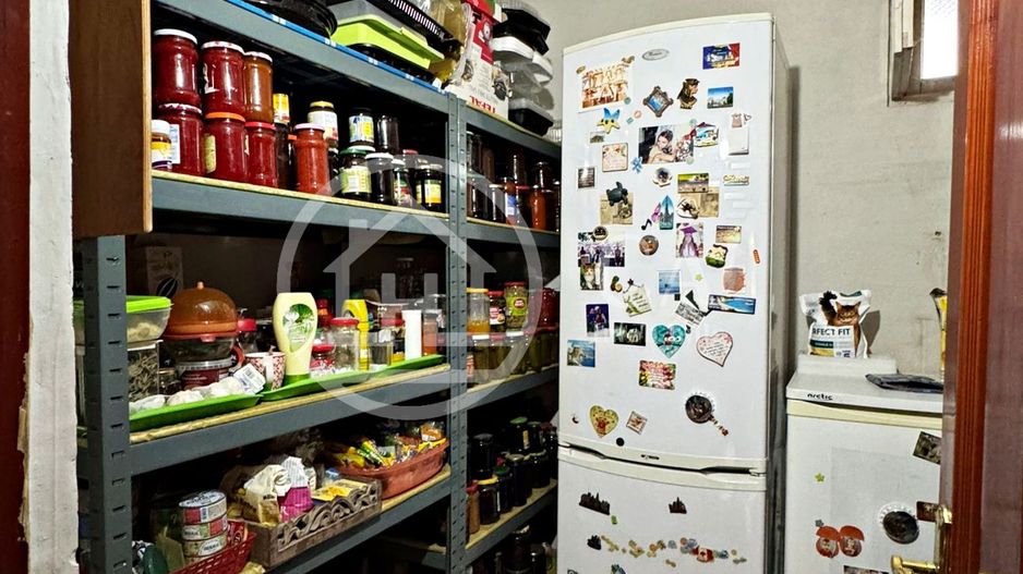 Casă de vânzare cu 4 camere si teren de 1000 mp in Salard, Bihor - Poză 30