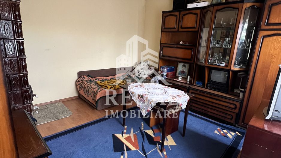 PRET NOU - Casă de vânzare – construcție solidă și spațioasă - Poză 7