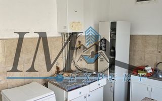 Casa de Vanzare in zona centrala in Geoagiu - Poză 5