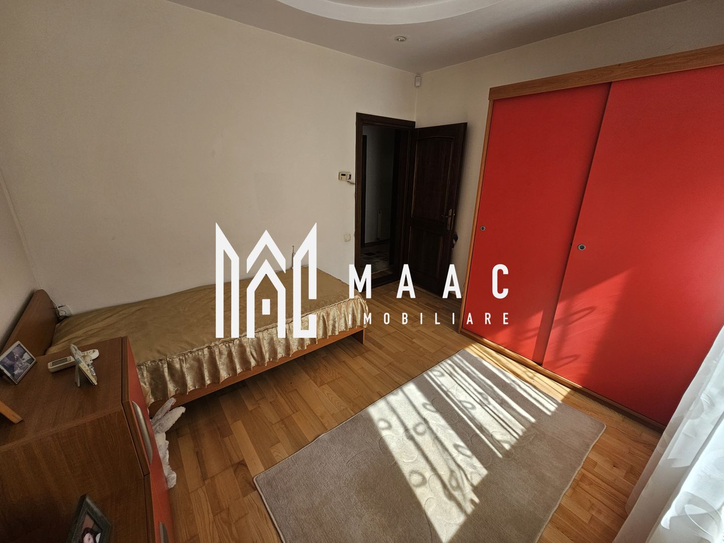 Casa individuala | 349 mp teren | Garaj | Zona Lazaret - Poză 11