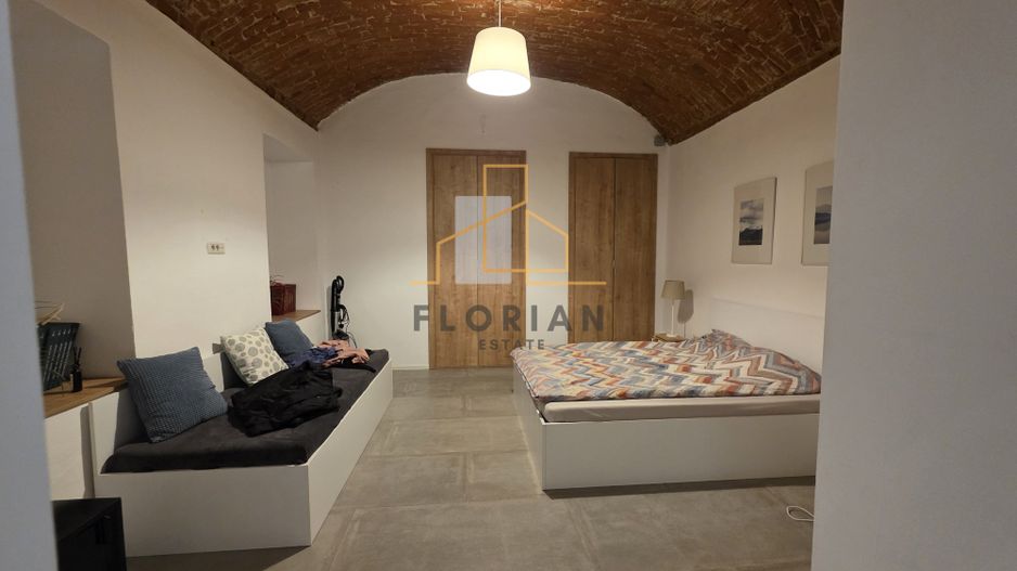 Spatiu Comercial-Apartamente Traian - Cladire integrala - Poză 11