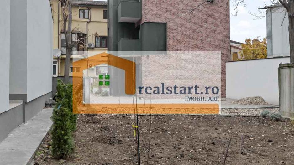 Vila individuala, acces metrou, 10 locuri parcare - Poză 39