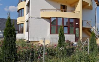 Inchiriere apartament 2 camere, tip studio. - Poză 1