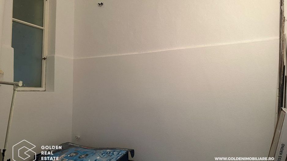 Spatiu birou, Bulevardul Revolutiei, Palatul Cenad, etaj 1 - Poză 10