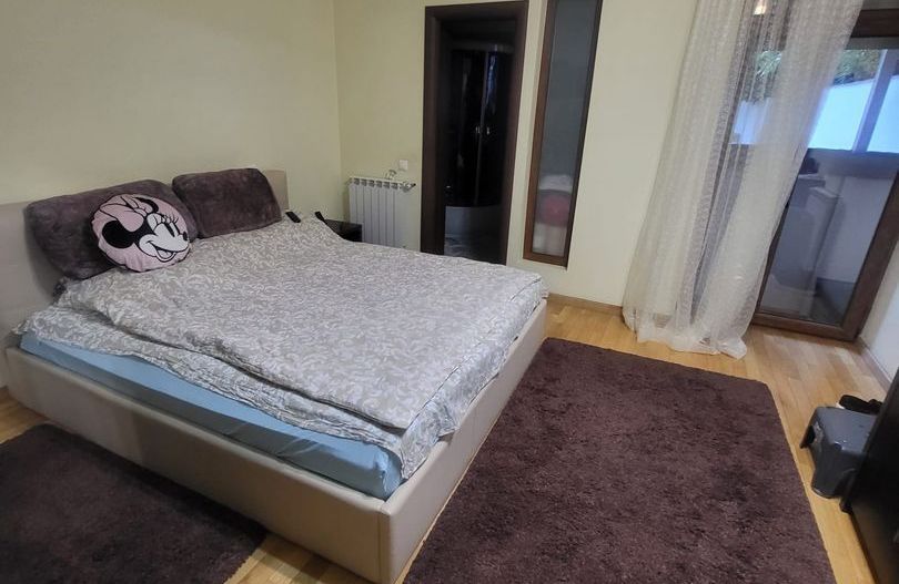 Apartament 5 camere 161 mp, zona Decebal, bloc 2006, curte, ideal investitie - Poză 13