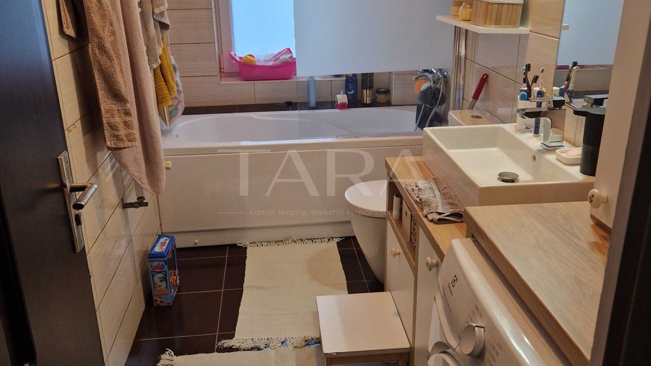 Apartament decomandat, 50 mp, Baciu. - Poză 8