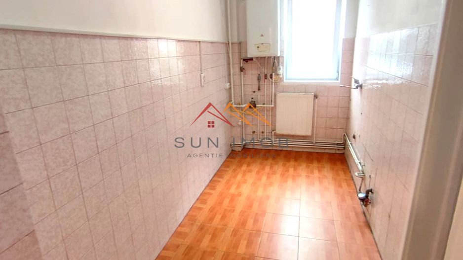 Apartament 3 camere - parter, Piața centrală - Câmpina - 69500 EURO - Poză 6
