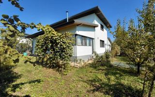 Casă de vânzare în Aroneanu, comuna Aroneanu, jud. Iași - 4 camere, 105 mp utili - Poză 2